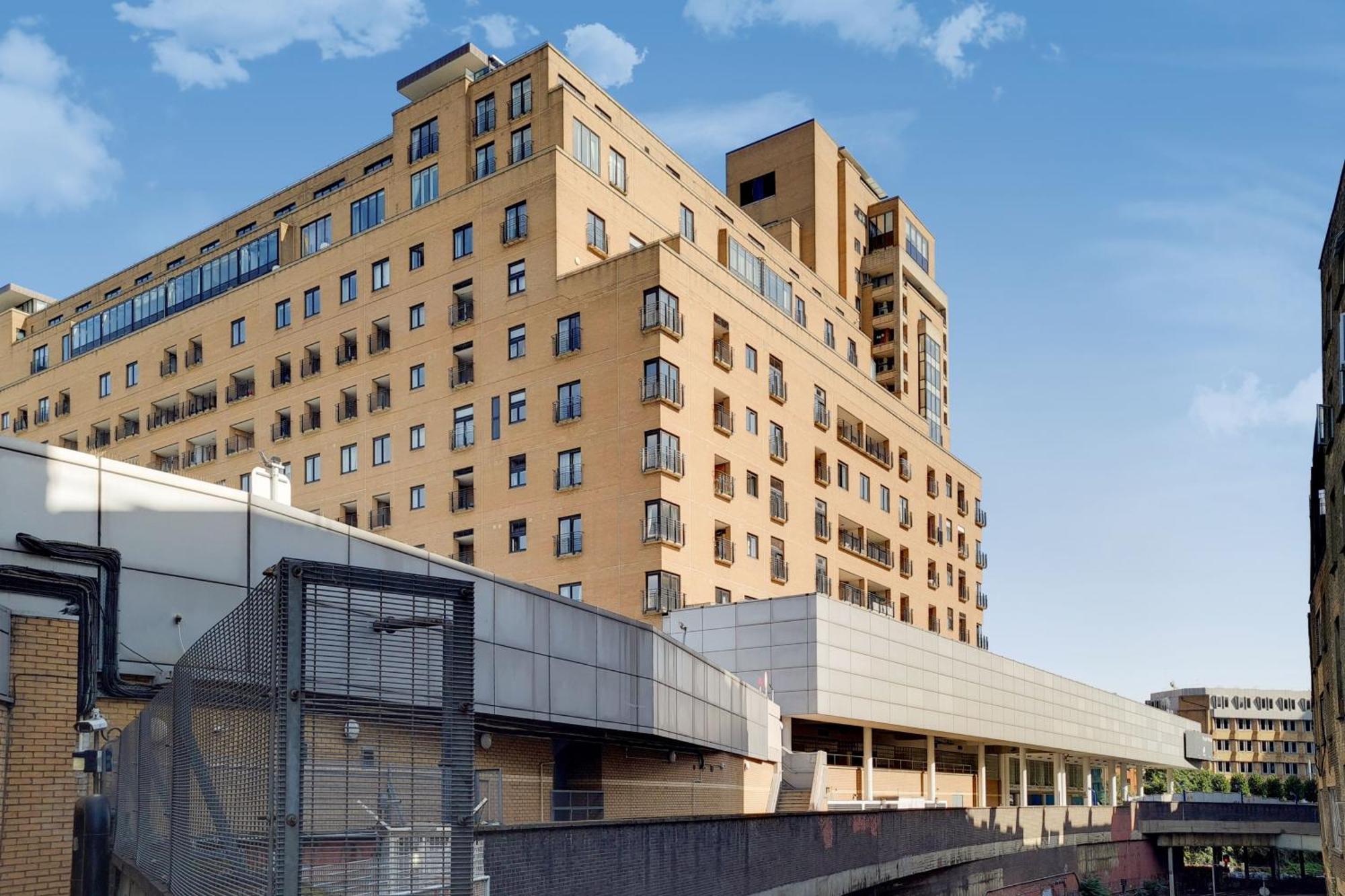 South Kensington - Point West Residences London Ngoại thất bức ảnh