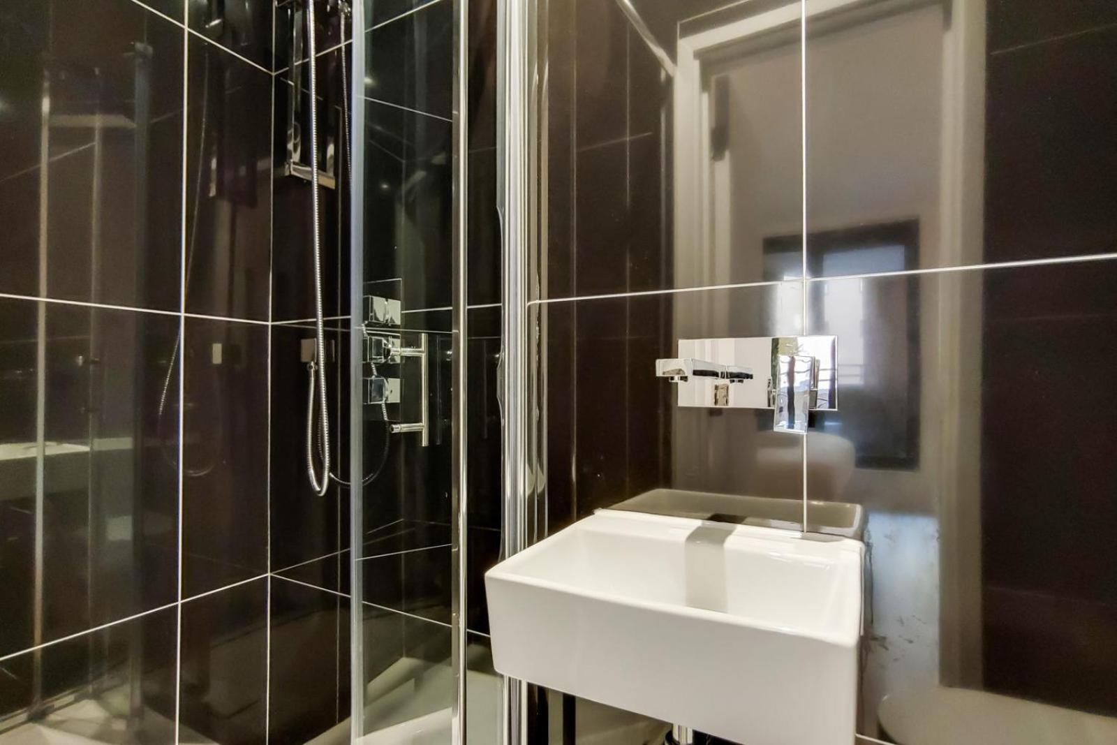 South Kensington - Point West Residences London Ngoại thất bức ảnh
