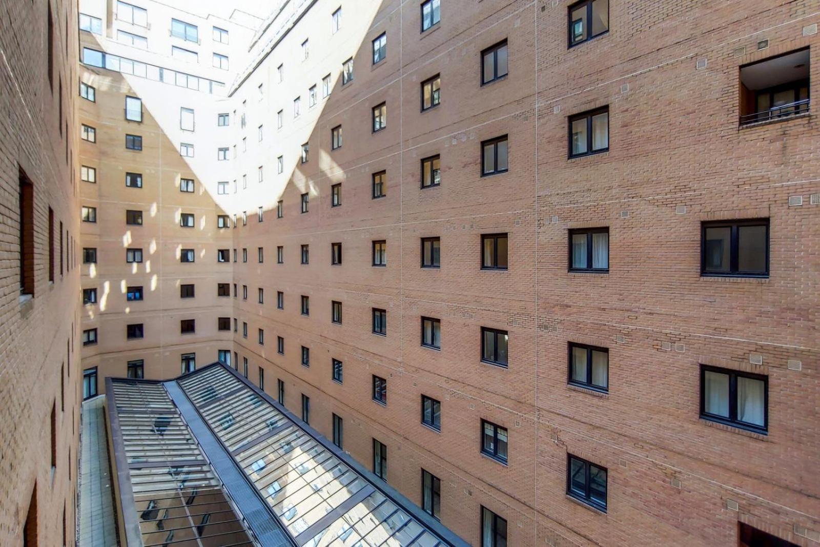 South Kensington - Point West Residences London Ngoại thất bức ảnh